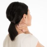 肩こりに悩む方のイメージ 新松戸の整体 新松戸オリーブの木整体院