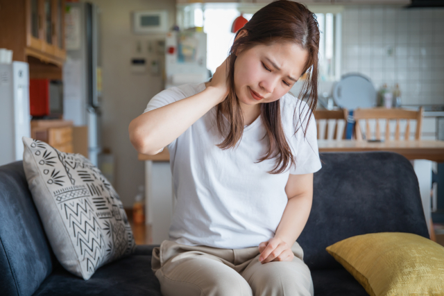 肩こりに悩む方のイメージ 新松戸の整体 新松戸オリーブの木整体院