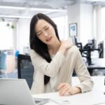 肩こりに悩む方のイメージ 新松戸の整体 新松戸オリーブの木整体院