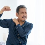 肩こりに悩む方のイメージ 新松戸の整体 新松戸オリーブの木整体院