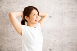 整体に行くより効果的？腰痛知らずのオフィスチェアおすすめ5選